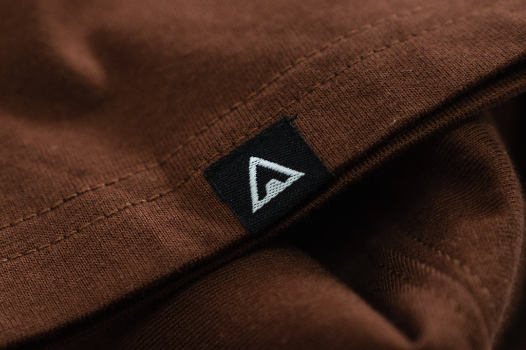 Polera Indahouse Script Embroidered brown