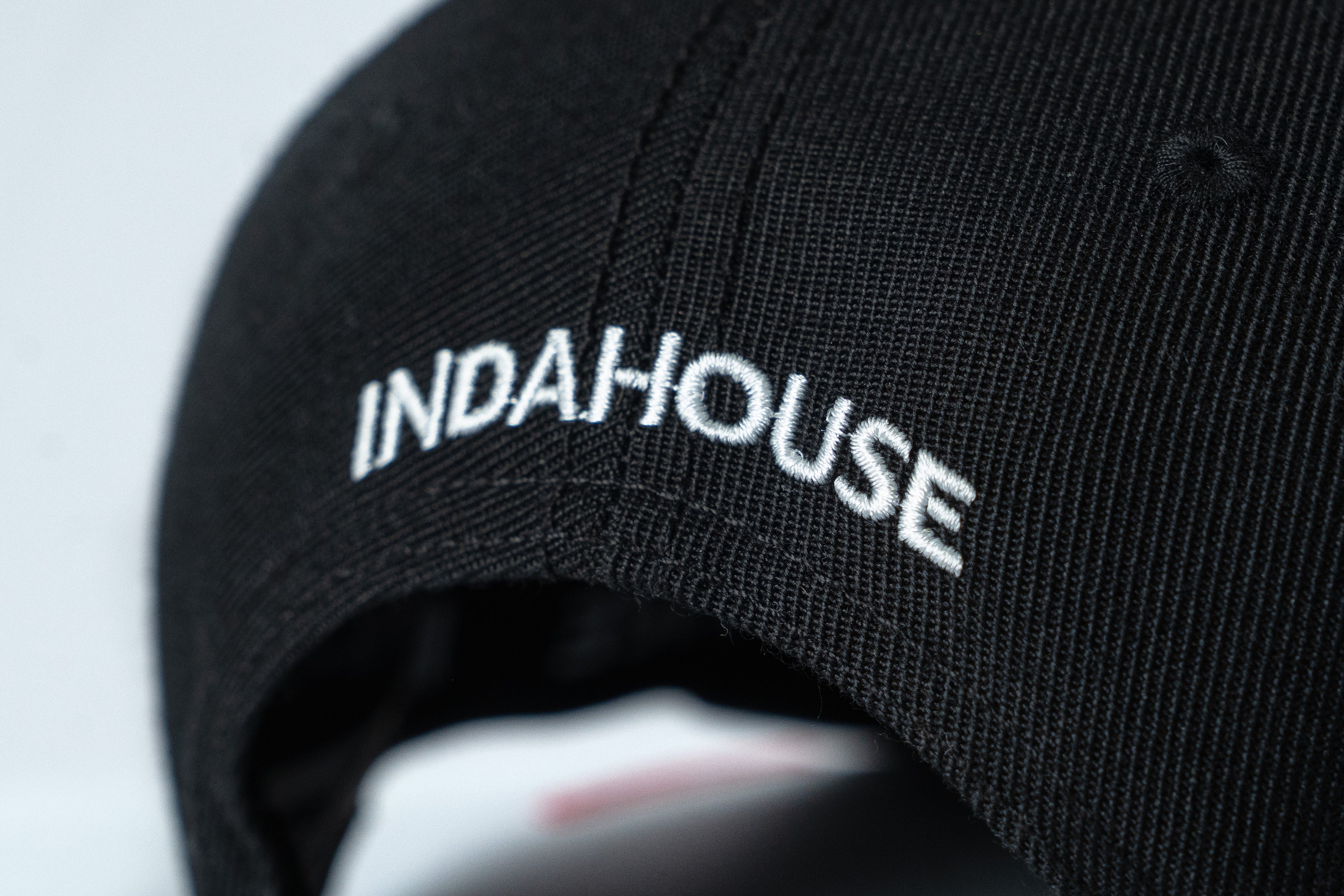 Cap Indahouse Script Stretch Snap Premium black white