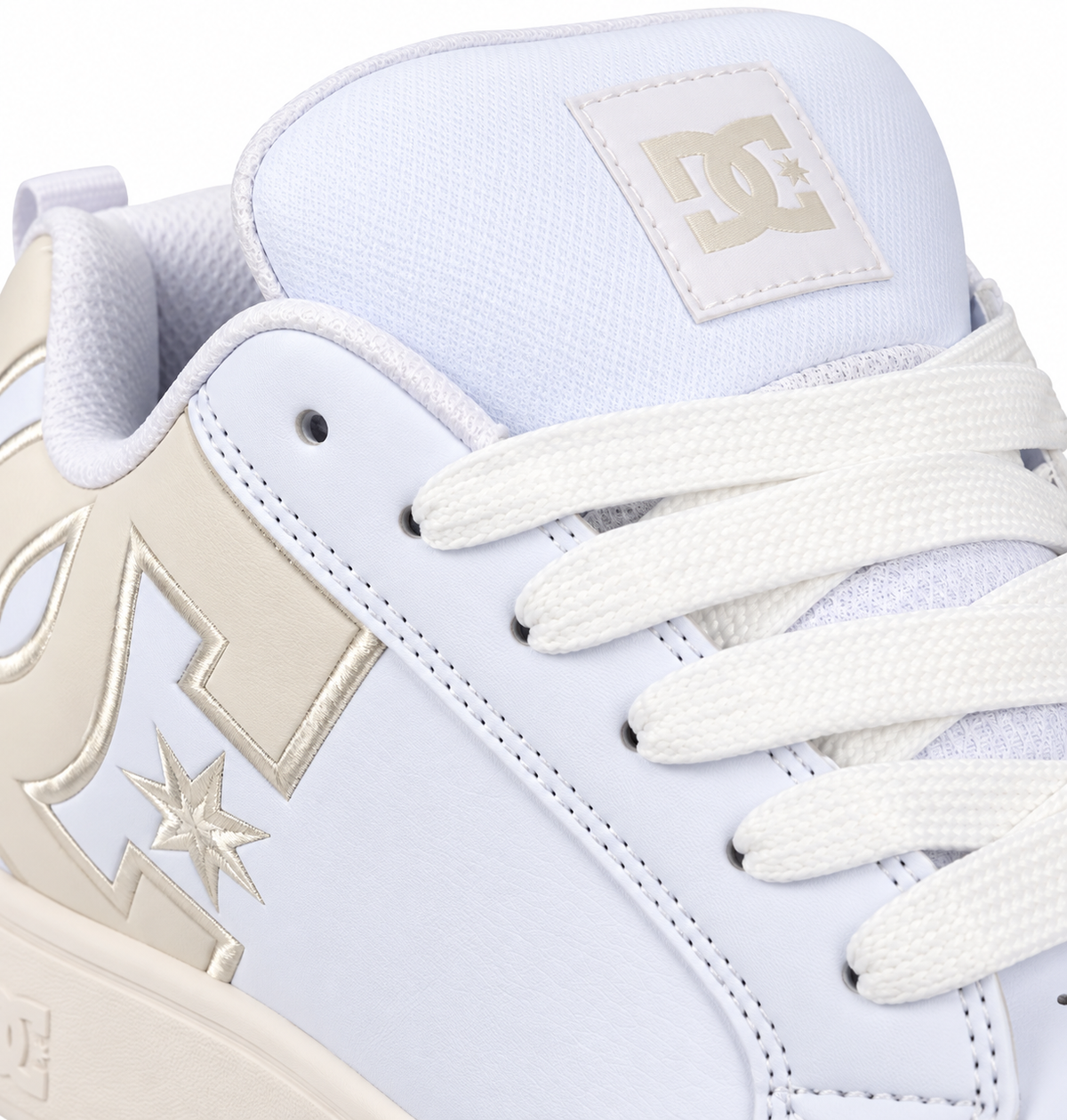 Zapatillas DC Court Graffik Plataforma off white