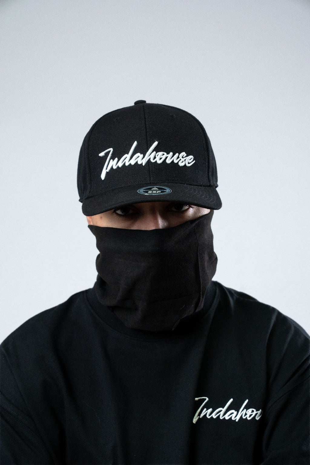 Cap Indahouse Script Stretch Snap Premium black white