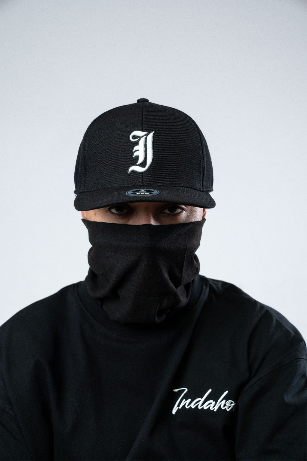 Cap Indahouse Gothic I Stretch Snap Premium black white